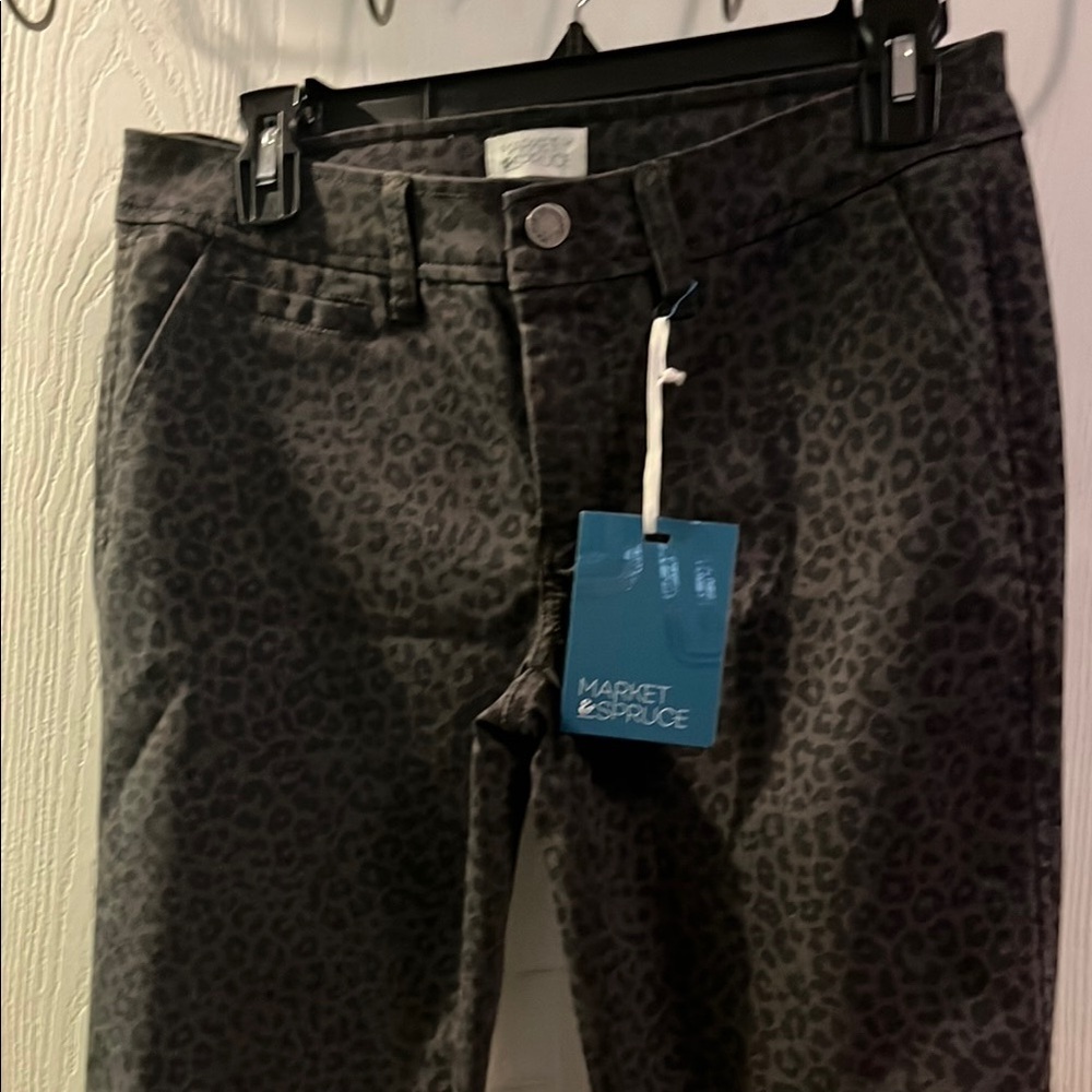 Market & Spruce Gray Leopard Print Pants